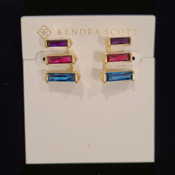 Kendra Scott Brooks Gold Earrings - Picture 2 of 4